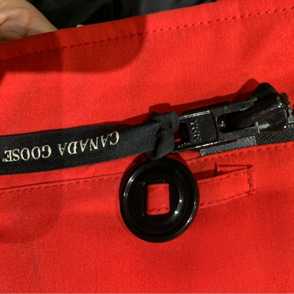 Size small Canada goose camrose parka ❤️ - Picture 10 of 16